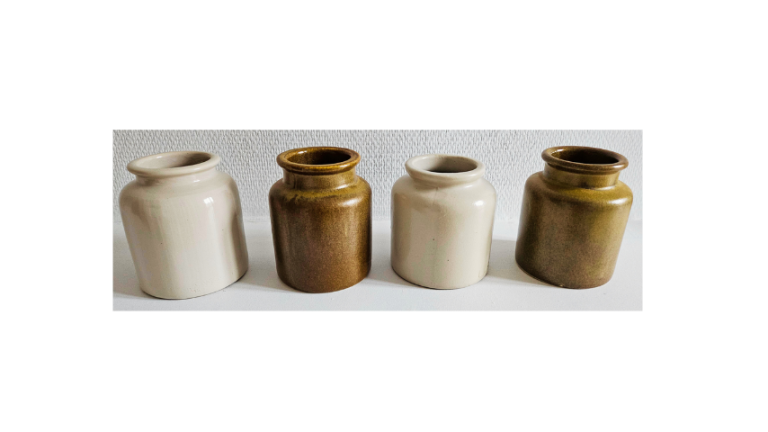 Pot en grès ancien – décoration table vintage pour événement.